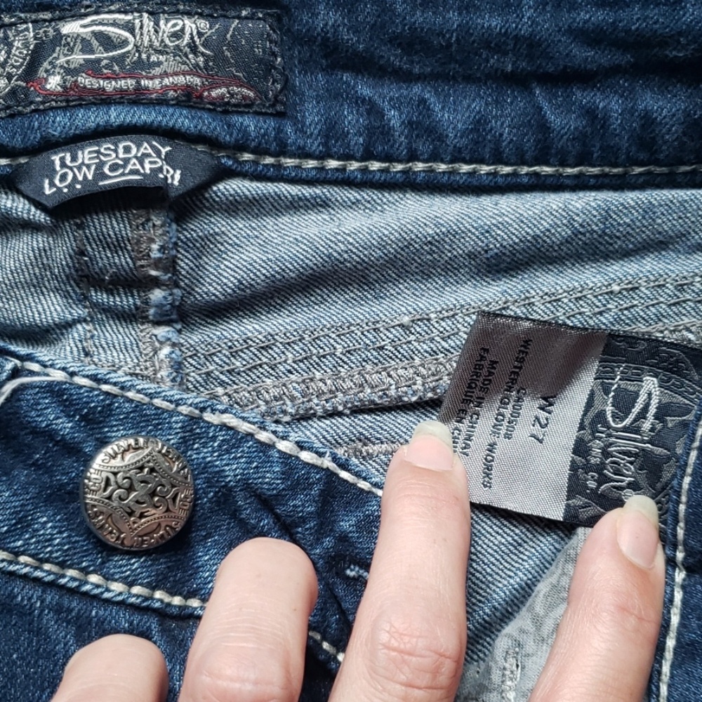 Capris - Picture 3 of 3